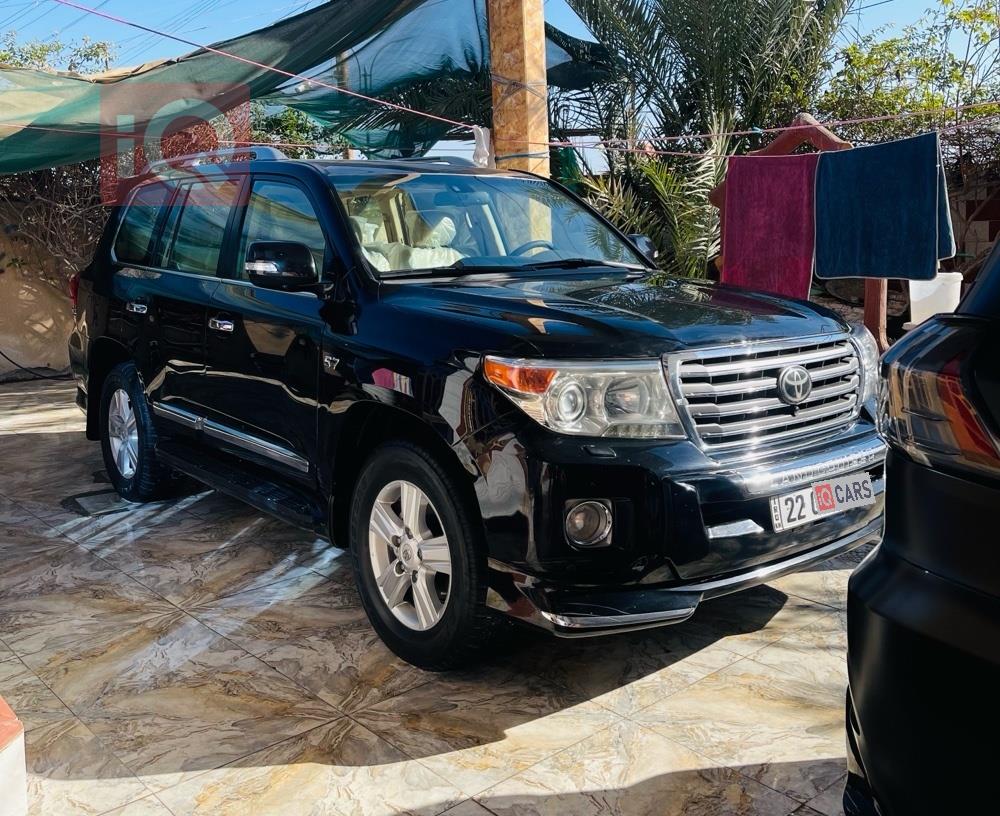 تويوتا لاندكروزر